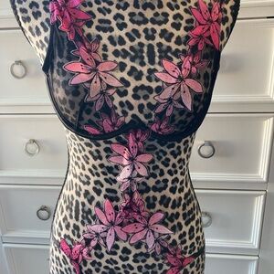 Victoria's Secret Sz XL Ziggy Glam Pink & Black Appliqué Floral Teddy Lingerie